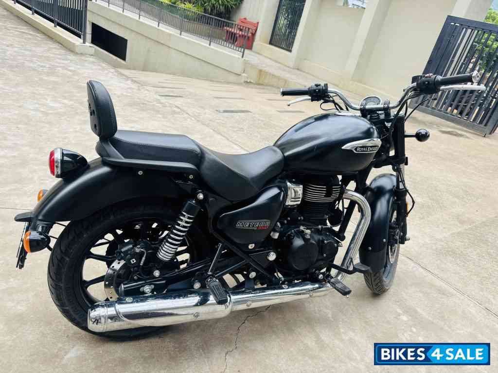 Royal Enfield Meteor 350 Stellar Royal Enfield Meteor 350 Stellar