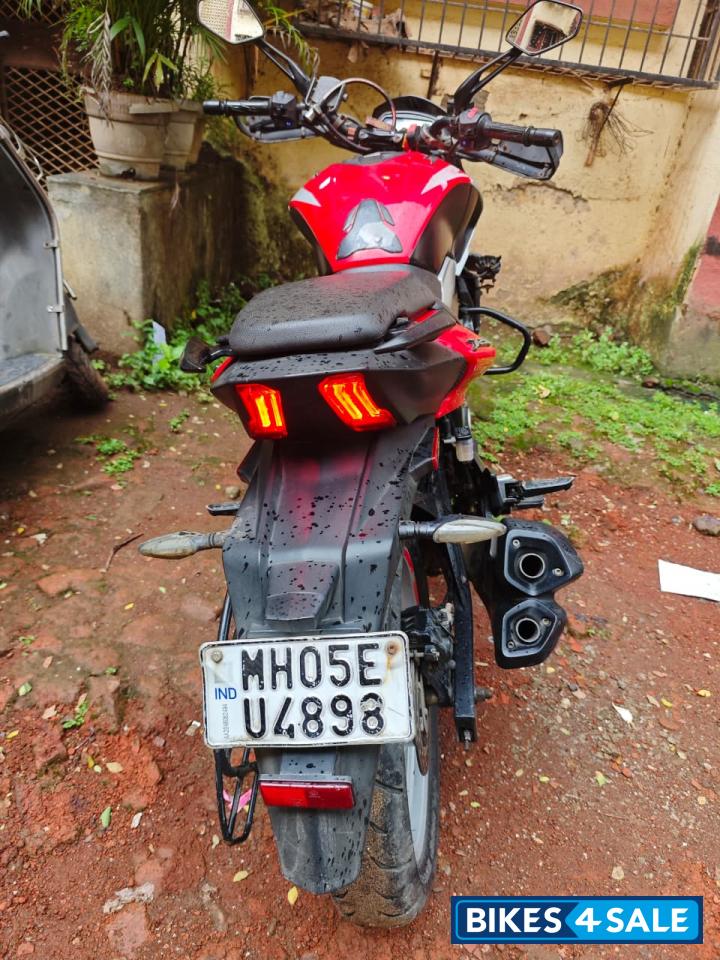 Bajaj Dominar 250