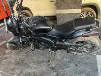 Black Bajaj Dominar 250