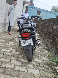 Blue Bajaj Avenger Street 160