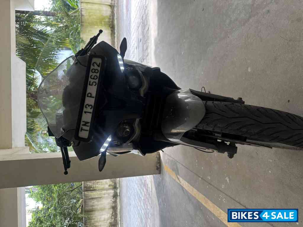 Black Bajaj Pulsar RS 200 ABS Black Bajaj Pulsar RS 200 ABS