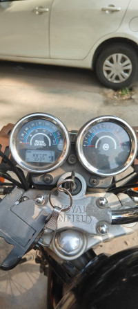 Matt Black Royal Enfield Thunderbird 350