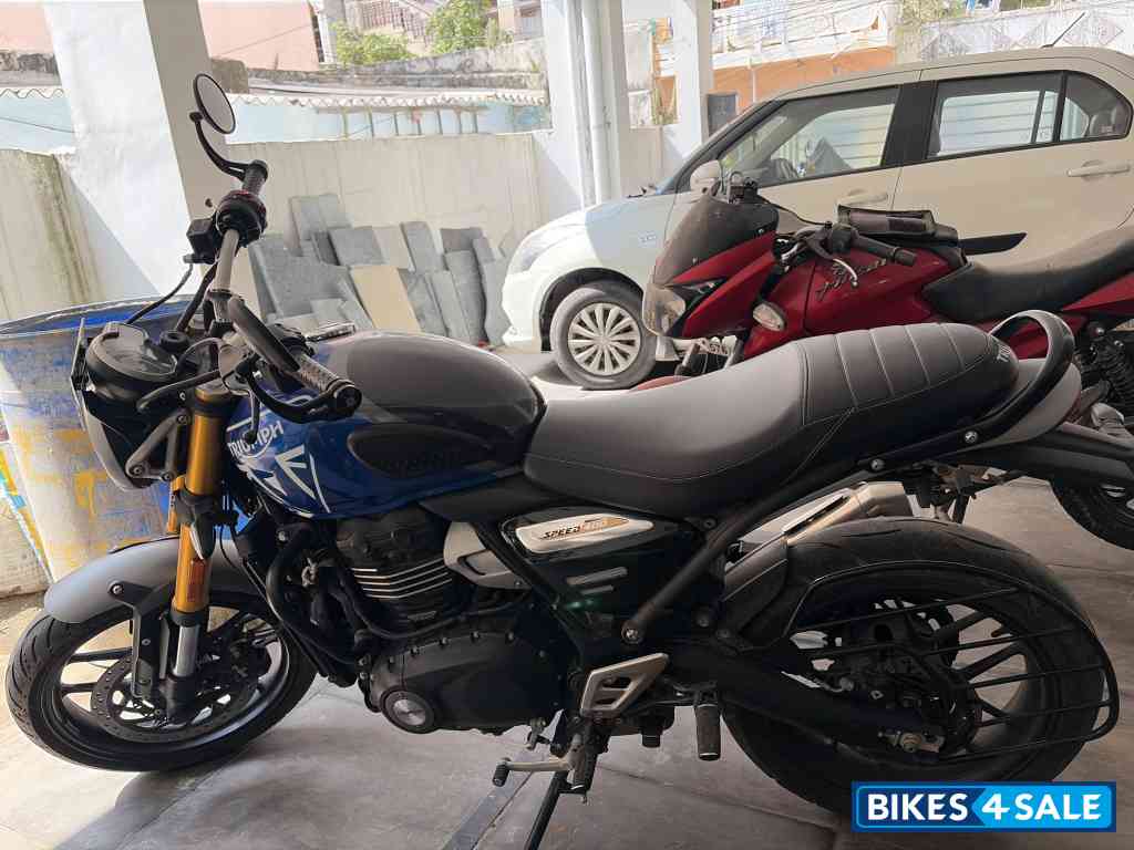Triumph Speed 400 Triumph Speed 400