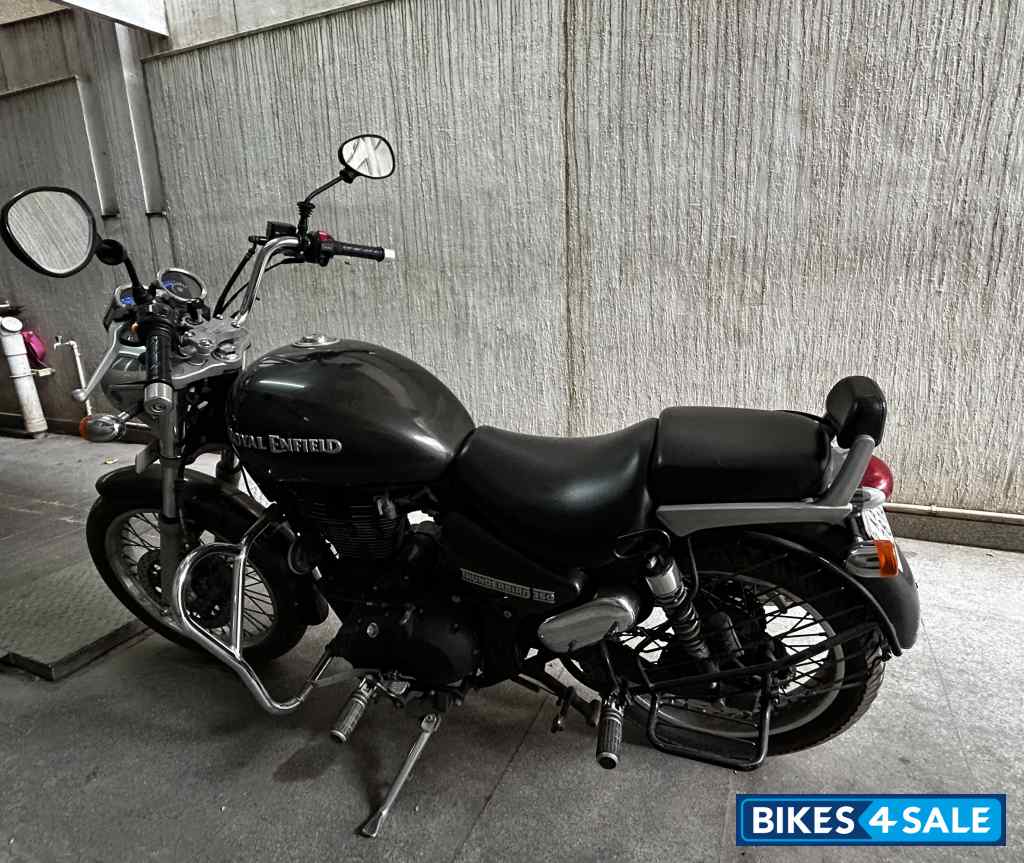 Royal Enfield Thunderbird 350 Royal Enfield Thunderbird 350
