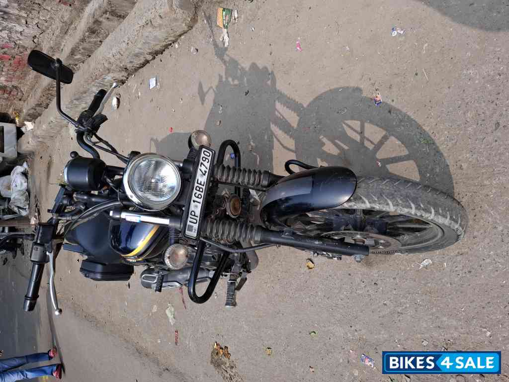 Navy Blue Bajaj Avenger Street 150 Navy Blue Bajaj Avenger Street 150