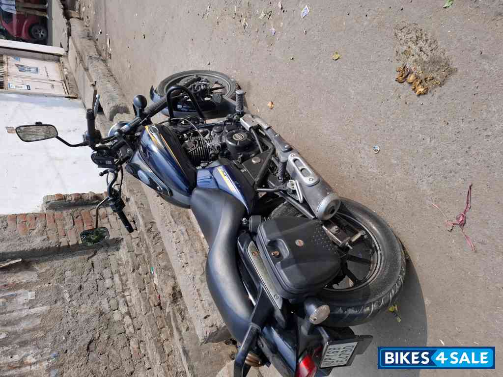 Navy Blue Bajaj Avenger Street 150 Navy Blue Bajaj Avenger Street 150
