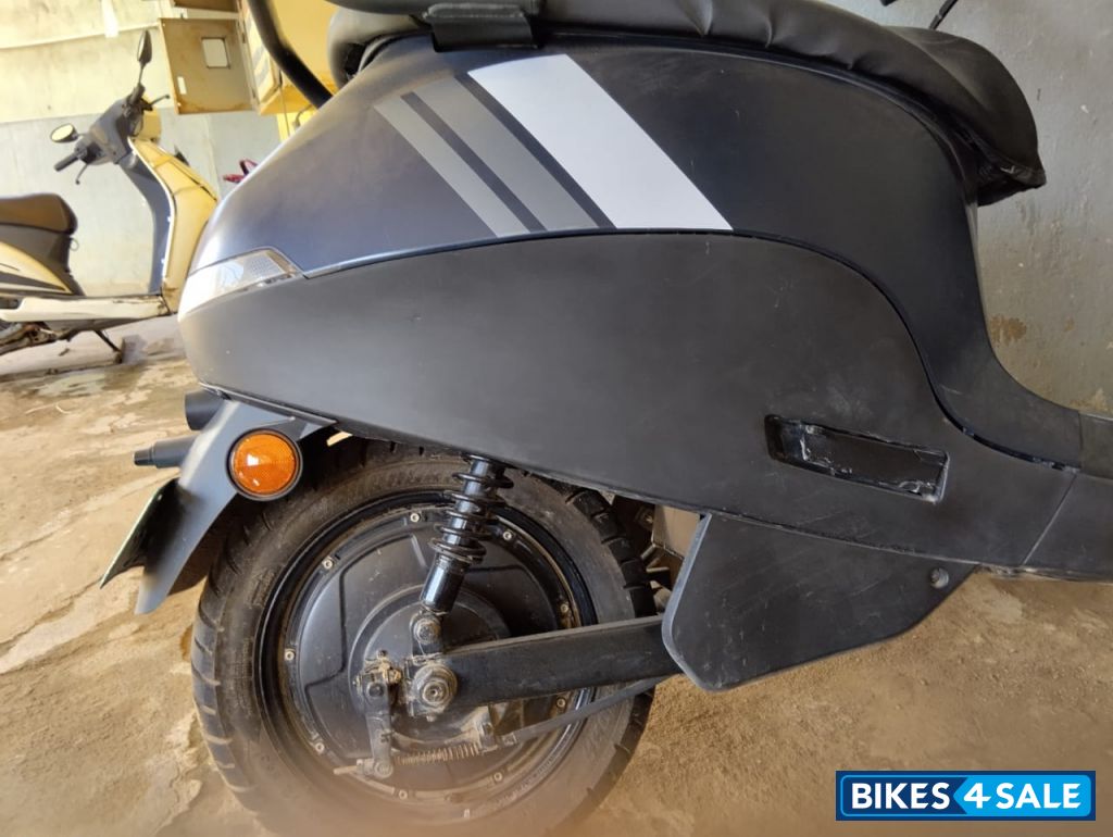 Midnight Blue Ola S1X 4 kWh Midnight Blue Ola S1X 4 kWh