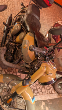 Royal Enfield Classic 350 Dual Channel BS6