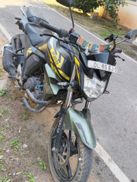 Yamaha FZ1 2016 Model