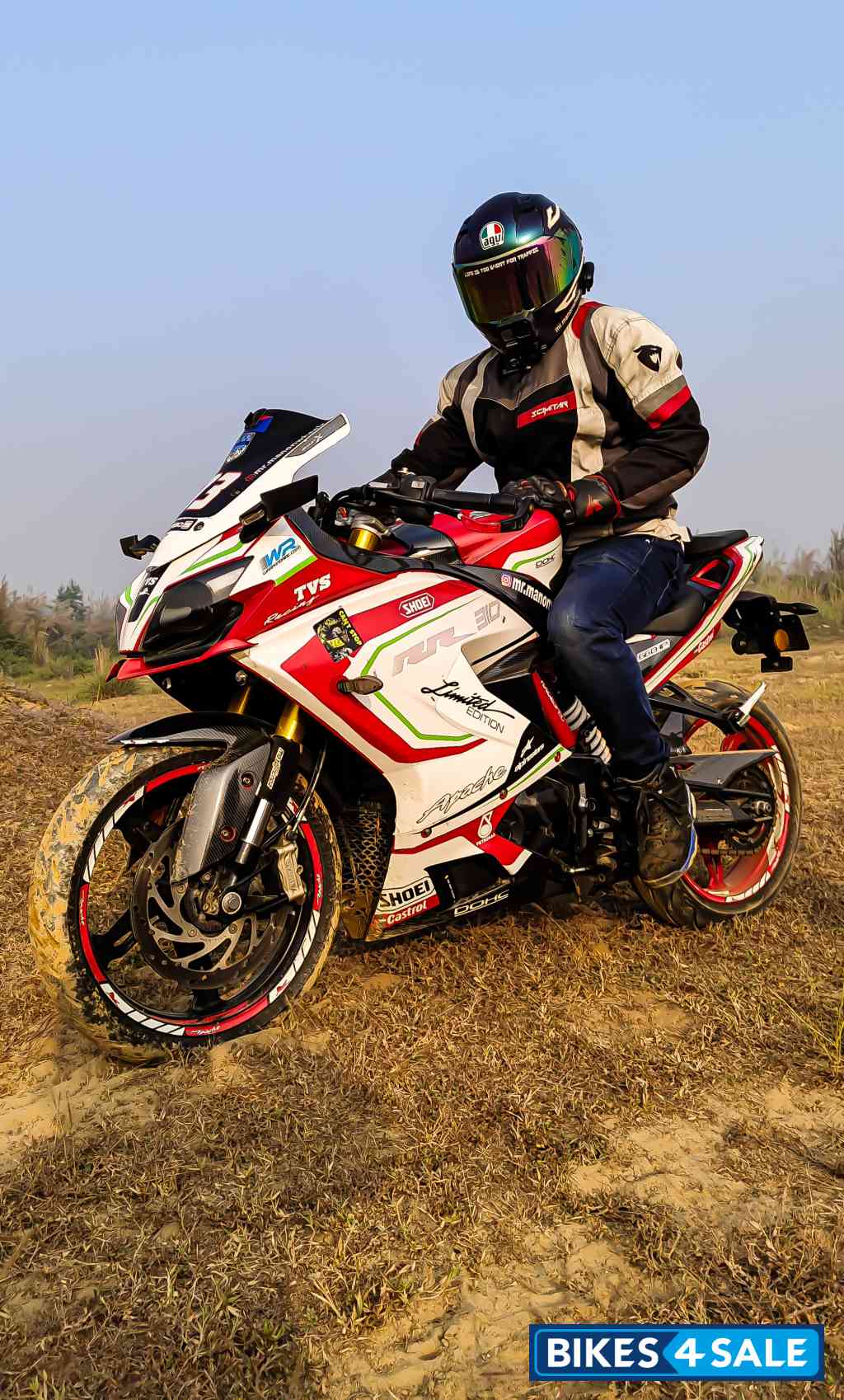 Red TVS Apache RR 310 2020