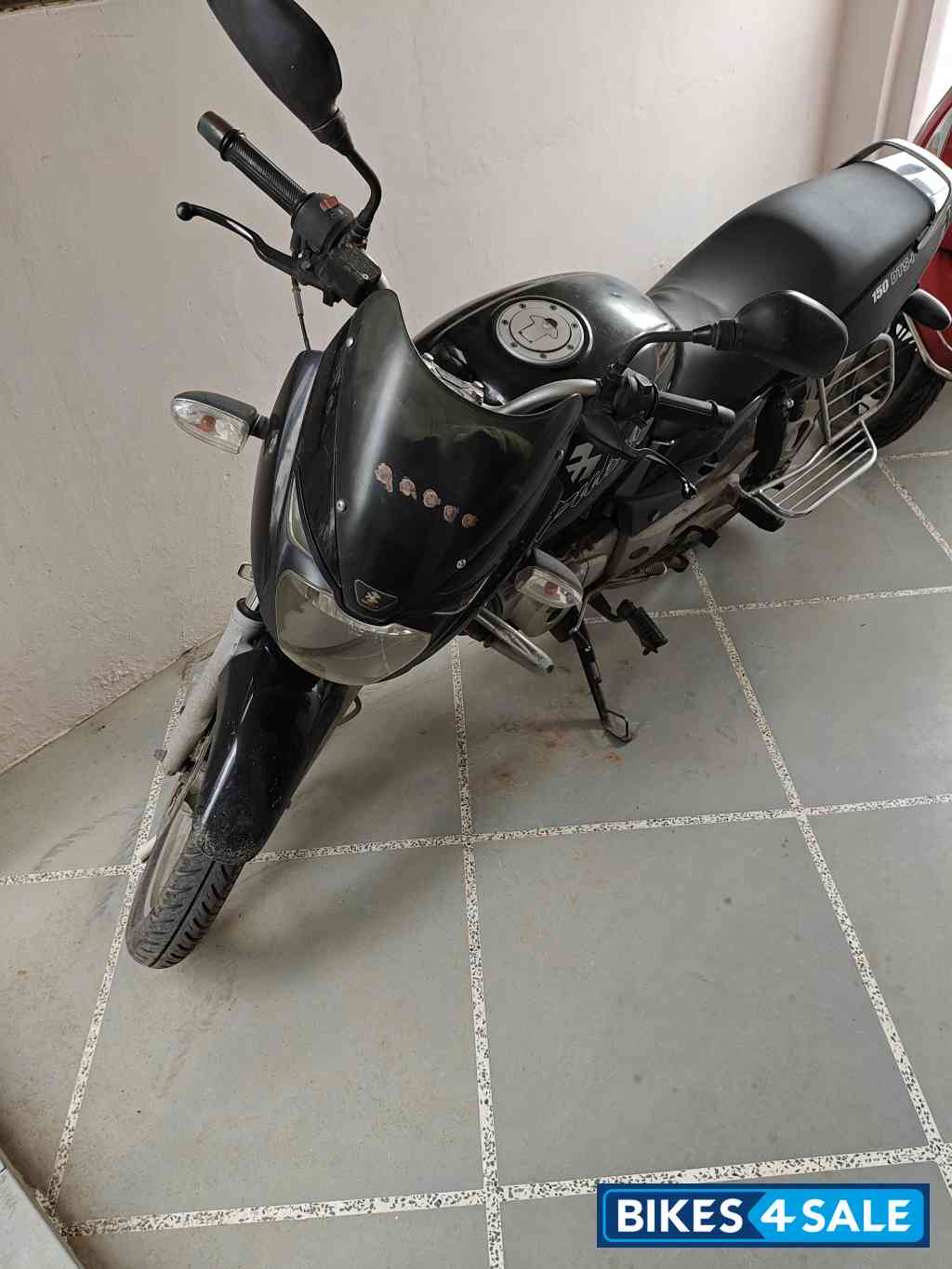 Black Bajaj Pulsar 150 DTSi