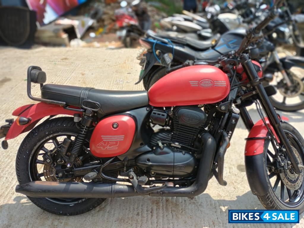 Jawa 42 Dual Channel ABS Orion Red
