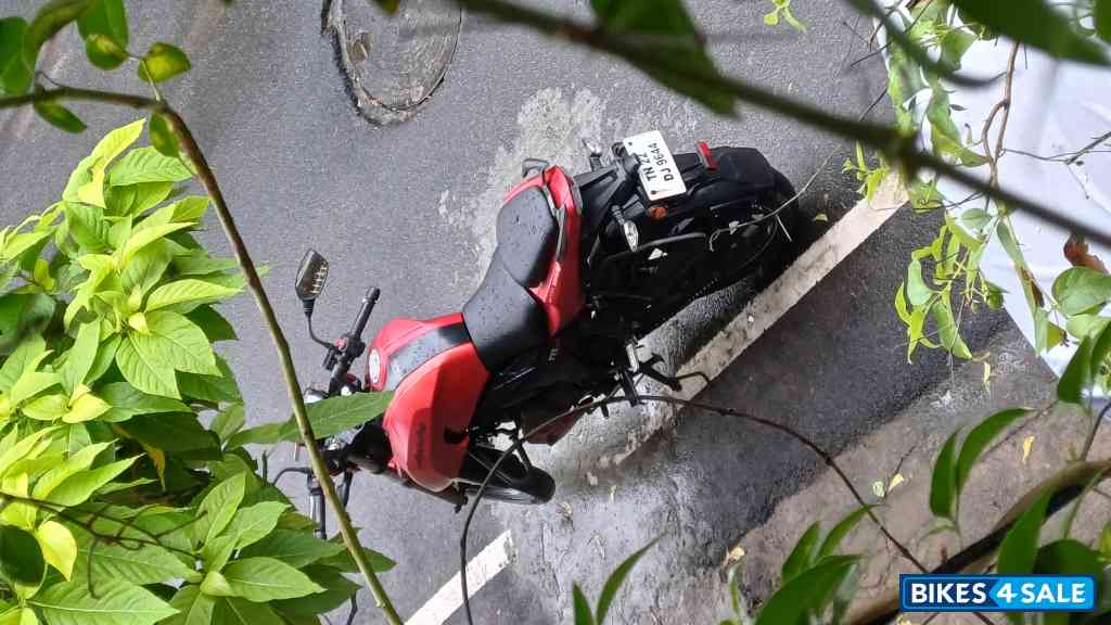 Syrah Red TVS Apache RTR 200 4V
