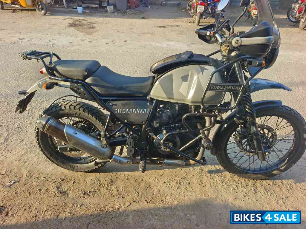 Sleet Grey Royal Enfield Himalayan BS VI