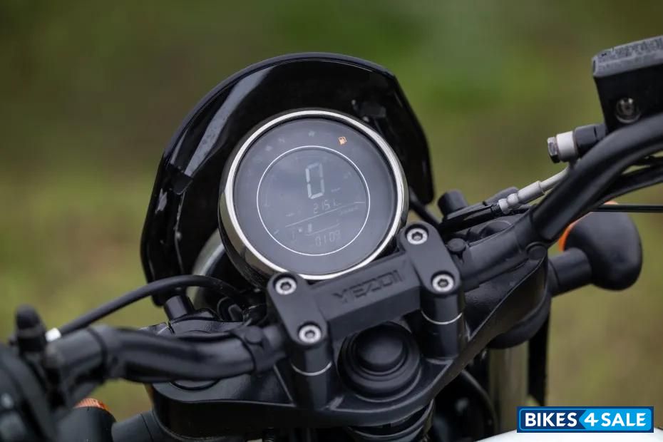 Hunter Green Yezdi Roadster Dark