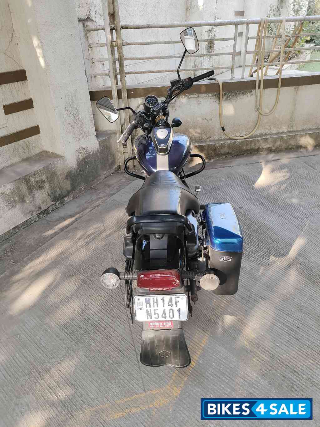 Bajaj Avenger Street 150