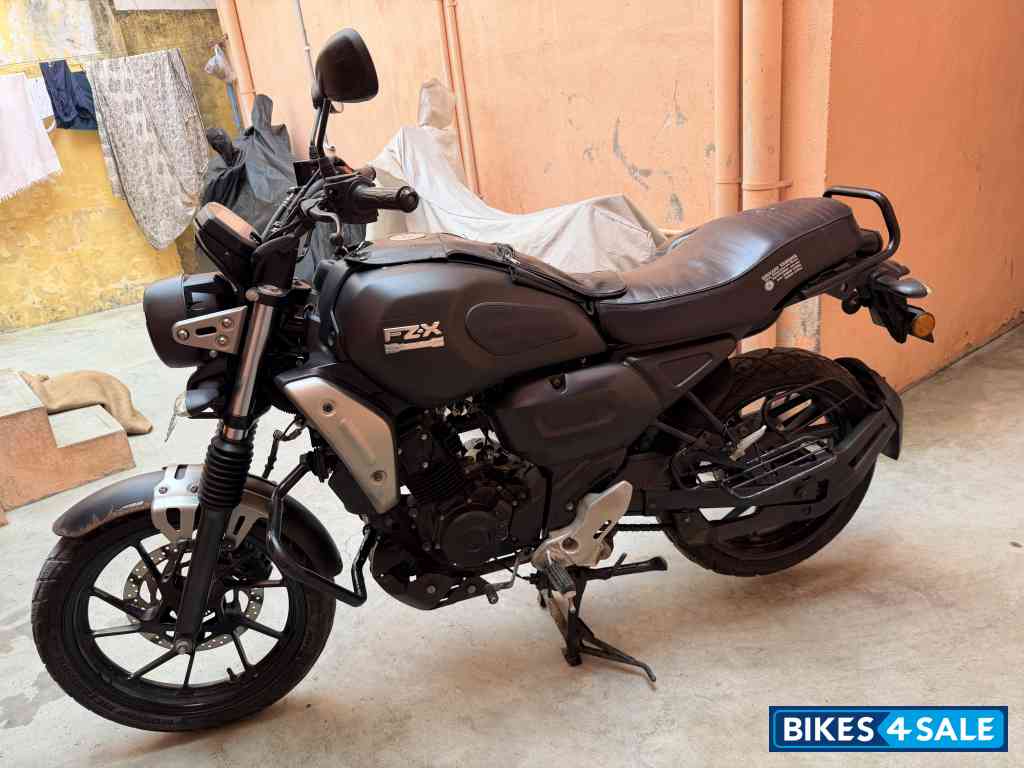 Yamaha FZ-X