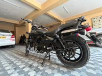 Bajaj Avenger Street 160