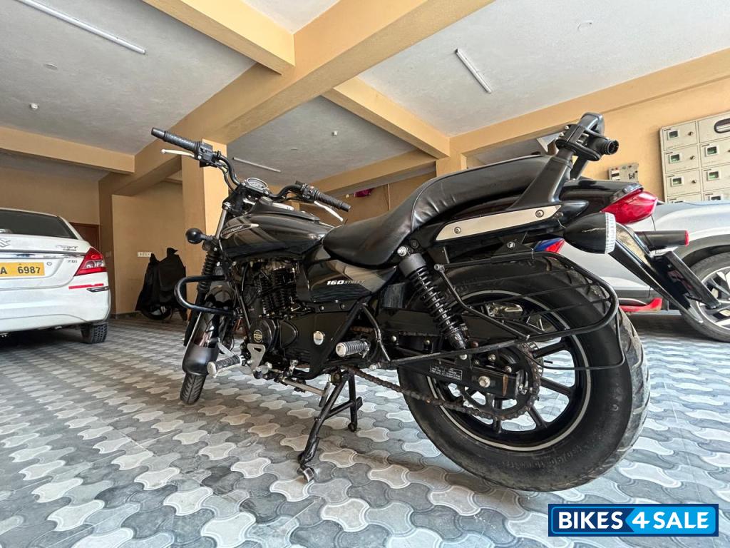 Bajaj Avenger Street 160
