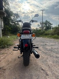 Black Royal Enfield Thunderbird 500