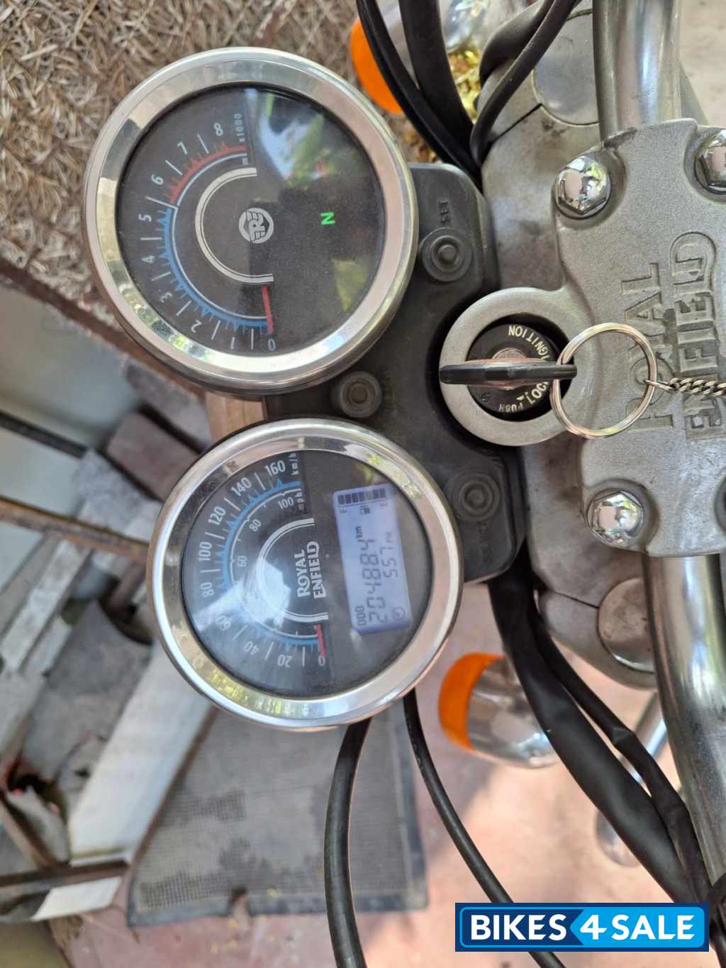 Black Royal Enfield Thunderbird 500 Black Royal Enfield Thunderbird 500