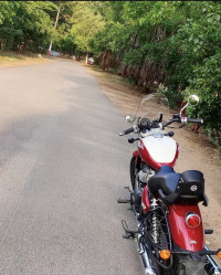 Royal Enfield Super Meteor 650