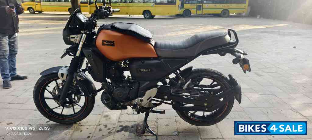 Yamaha FZ-X