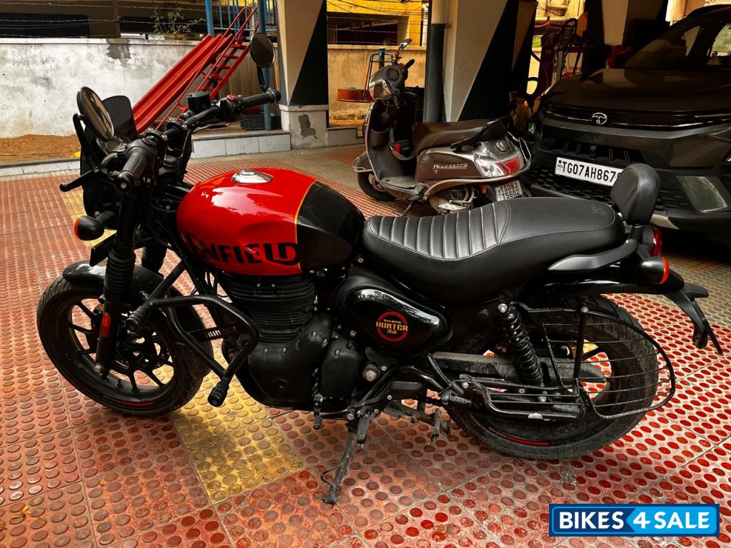 Royal Enfield Hunter 350 Metro