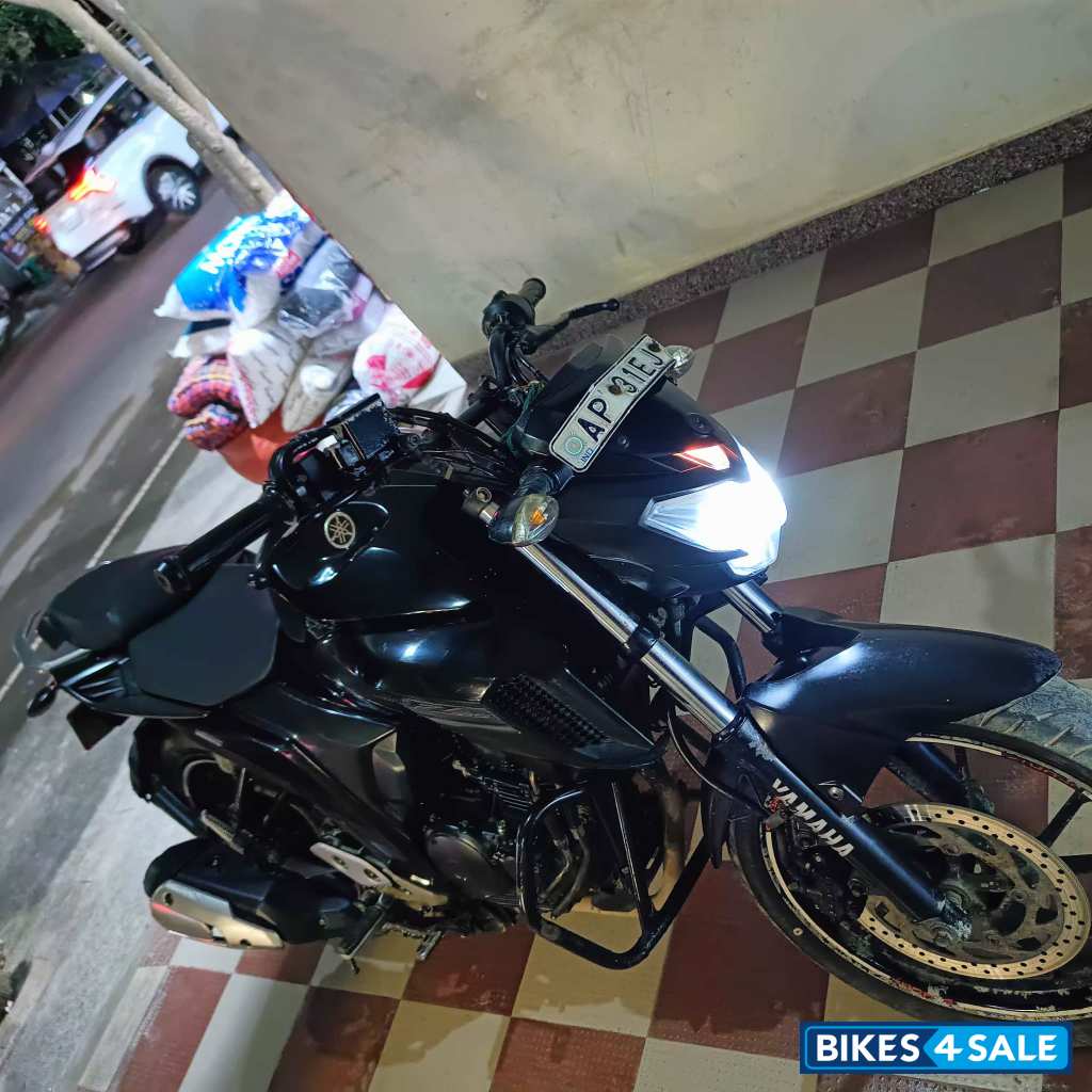 Yamaha FZ 25 BS6