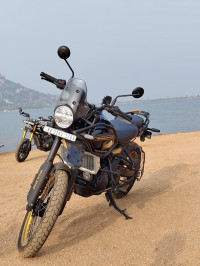 Royal Enfield Himalayan 452