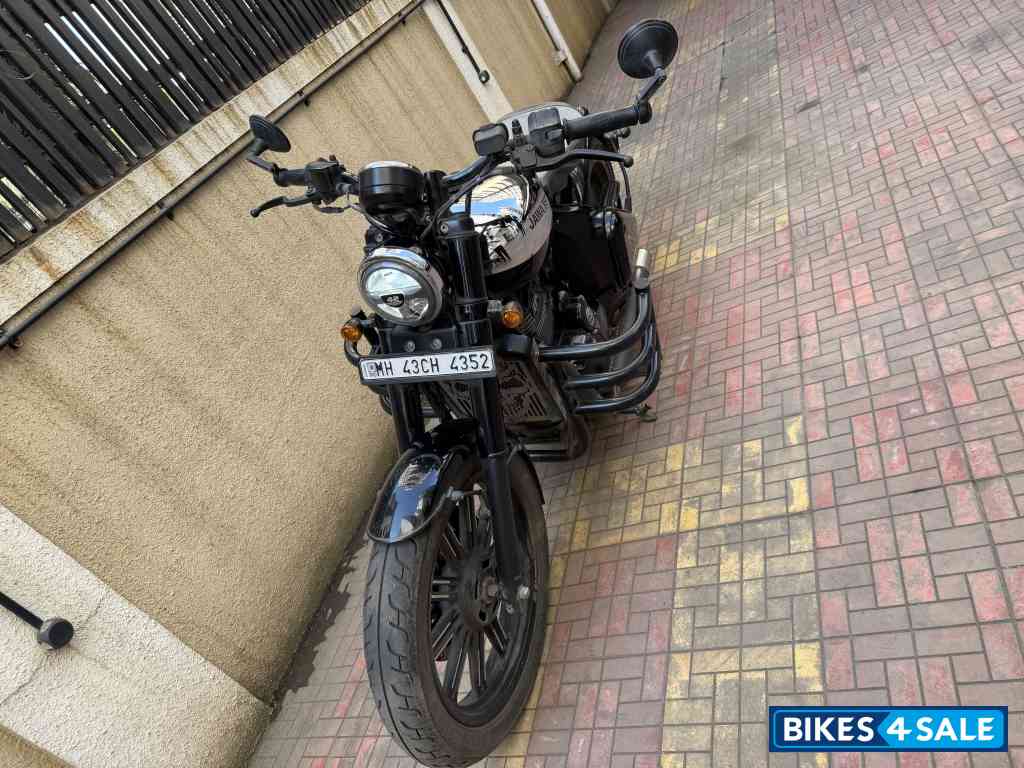 Chrome, Black Jawa 42 Bobber Dual Channel ABS Chrome, Black Jawa 42 Bobber Dual Channel ABS