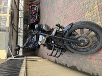 Chrome, Black Jawa 42 Bobber Dual Channel ABS