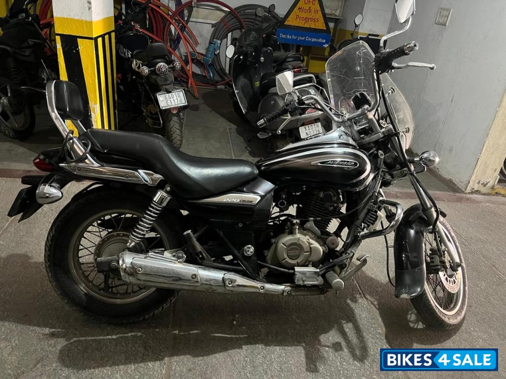 Bajaj Avenger Cruise 220 Bajaj Avenger Cruise 220