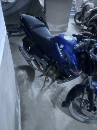 Blue Bajaj Pulsar 135LS