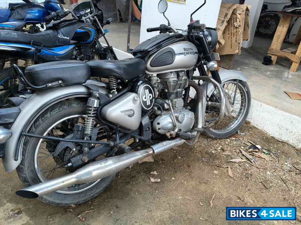 Royal Enfield Classic Gunmetal Grey