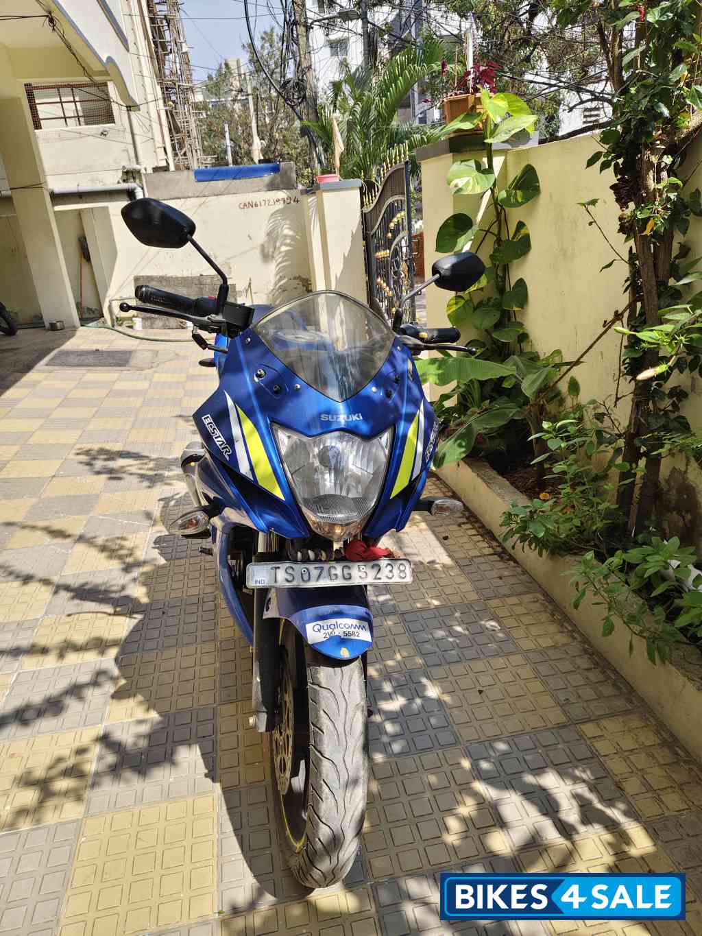 Suzuki Gixxer SF Fi