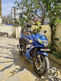 Suzuki Gixxer SF Fi