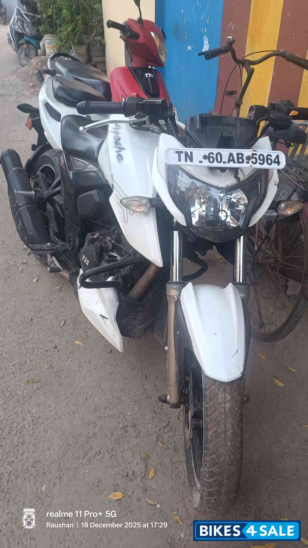 TVS Apache RTR 200 4V ABS