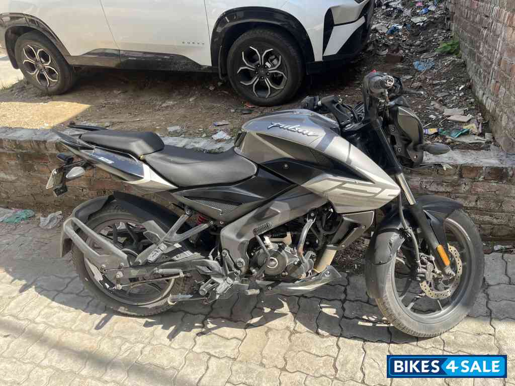 Bajaj Pulsar NS 125