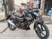 TVS Raider Split Seat