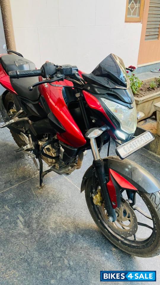 Tosca Red Bajaj Pulsar 200 NS