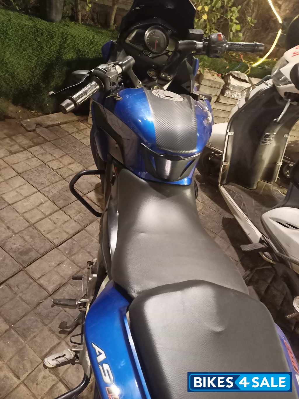 Blue Bajaj Pulsar AS 150