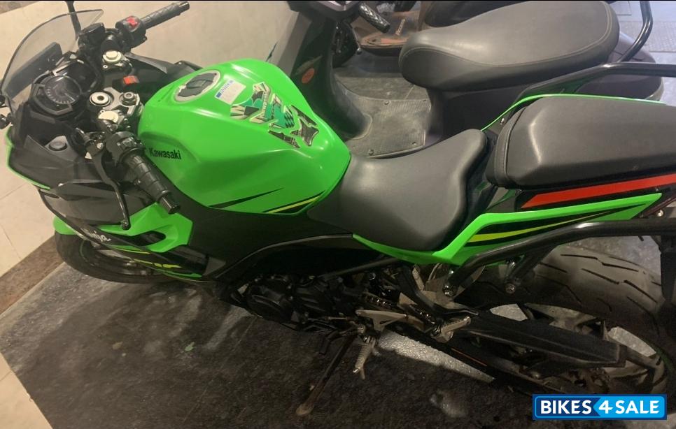 Green (krt Edition) Kawasaki Ninja 400 Green (krt Edition) Kawasaki Ninja 400