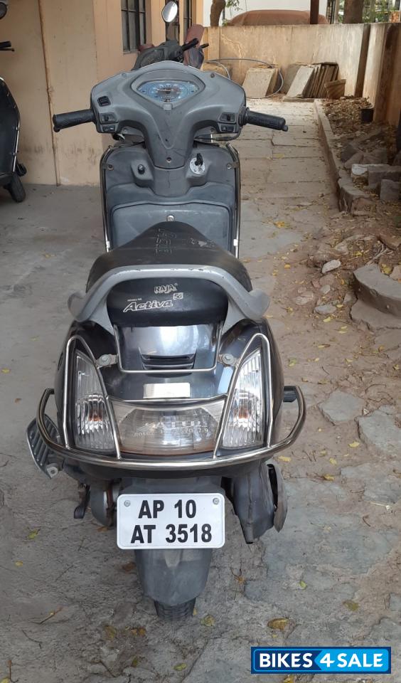 Grey Honda Activa