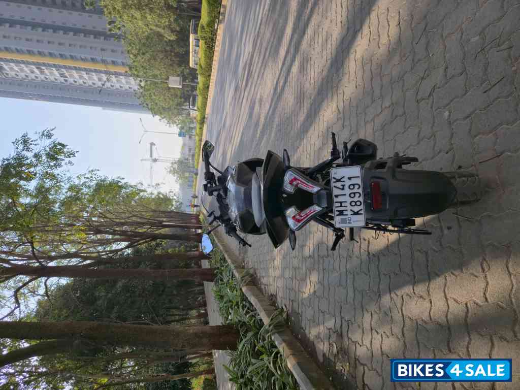 Pewter Grey Bajaj Pulsar RS 200