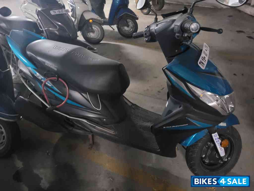 Yamaha Cygnus Ray ZR