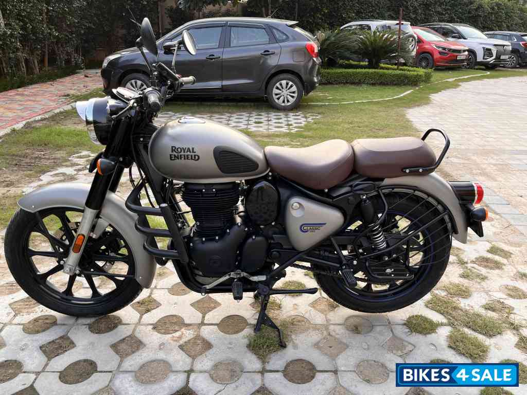 Royal Enfield Classic 350 Dual Channel BS6