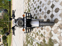 Royal Enfield Classic 350 Dual Channel BS6