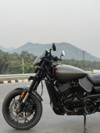 Harley Davidson Street Rod