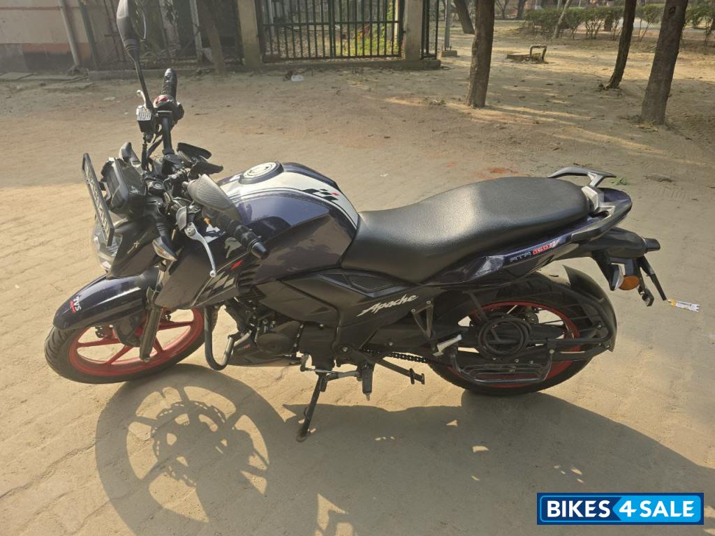 TVS Apache RTR 160 4V Special Edition